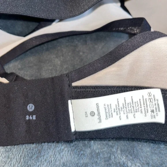 Lululemon Awake to Lace Bra - Picture 4 of 4